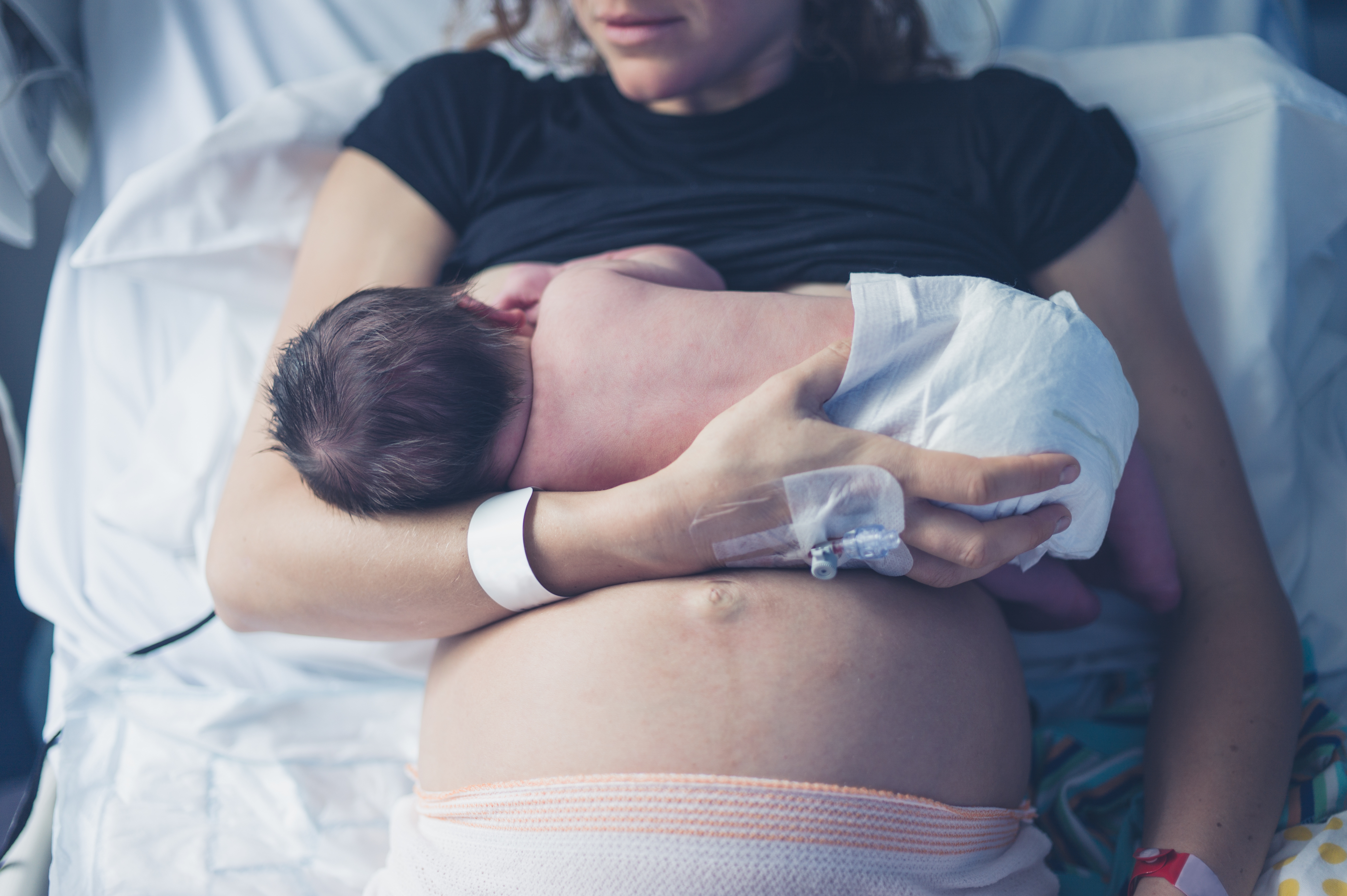 breastfeeding newborns